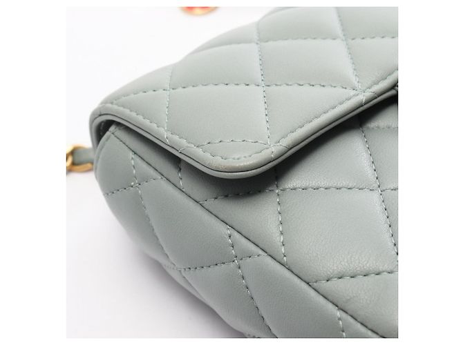 Borsa a Spalla Chanel Mini Matelassé Verde - vista 8