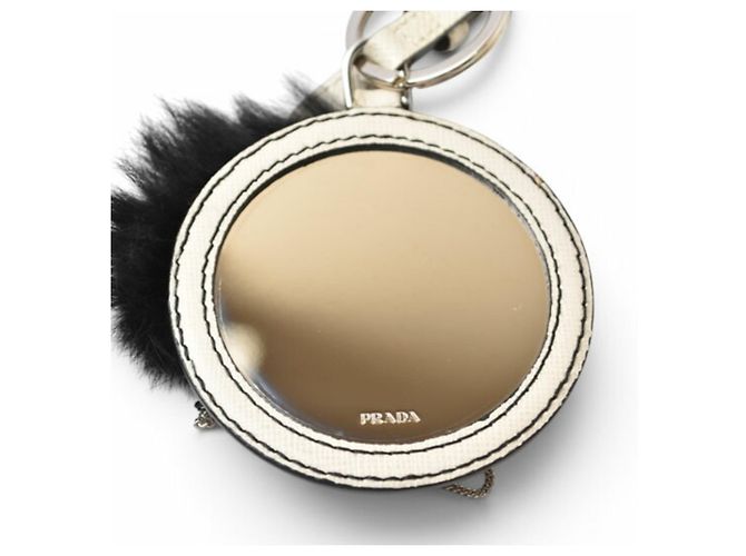 Portachiavi Saffiano Lock di Prada in bianco Talco - vista 6