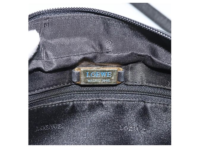 LOEWE Anagram Shoulder Bag Leather Black Gold Auth bs35825 Nero D'oro - vista 11