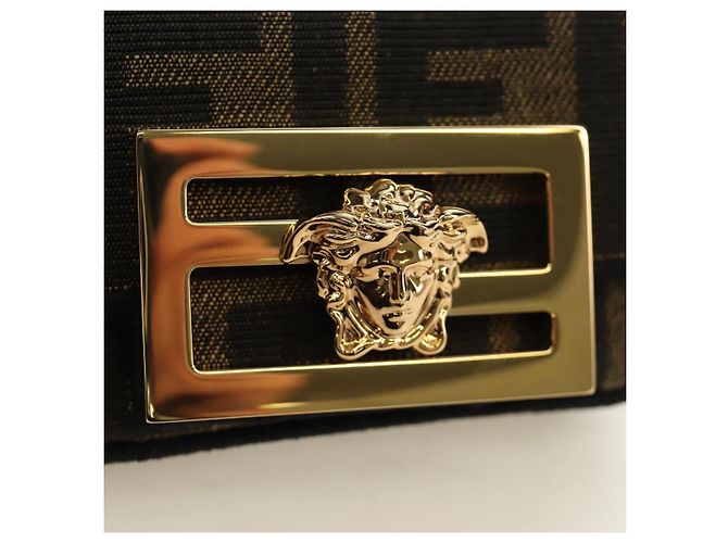 FENDI FENDACE Nano Baguette Chain Shoulder Pouch Black Brown Auth 190223SAM Marrone Nero - vista 21