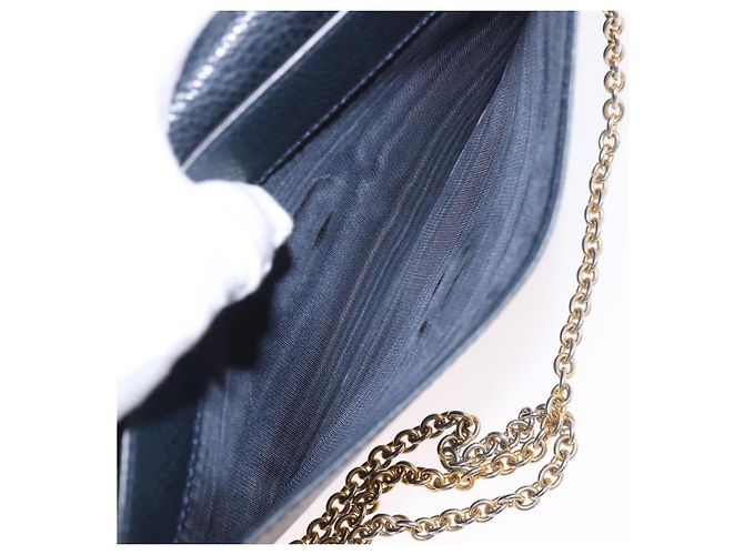 Céline Sac à bandoulière CELINE Medallion Chain en cuir noir et or Auth 189809A Doré - vue 11