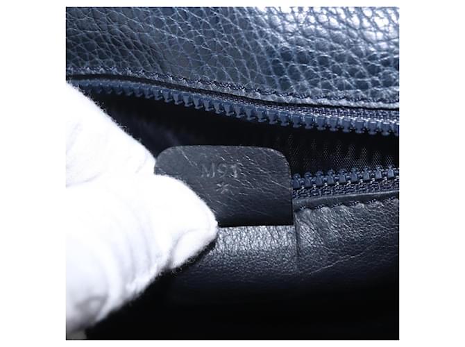 Céline Sac à bandoulière CELINE Medallion Chain en cuir noir et or Auth 189809A Doré - vue 12