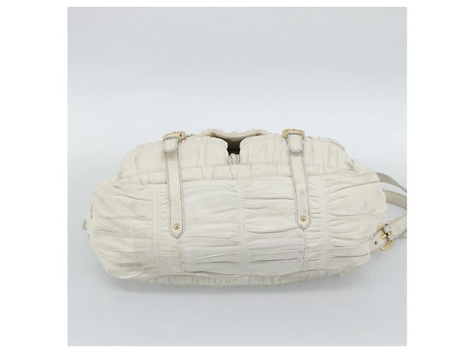 Borsa a Spalla PRADA in Pelle Bianco Oro Auth ka5003A D'oro - vista 5