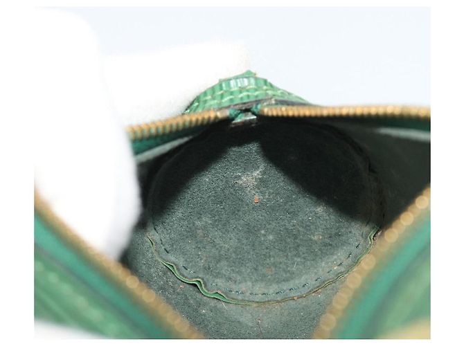 LOUIS VUITTON Epi Soufflot Pouch Green LV Auth 187622 Verde - vista 20
