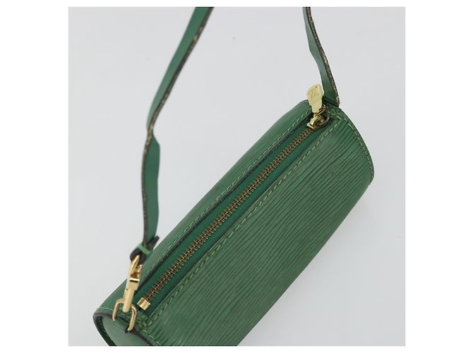LOUIS VUITTON Epi Soufflot Pouch Green LV Auth 187622 Verde - vista 6