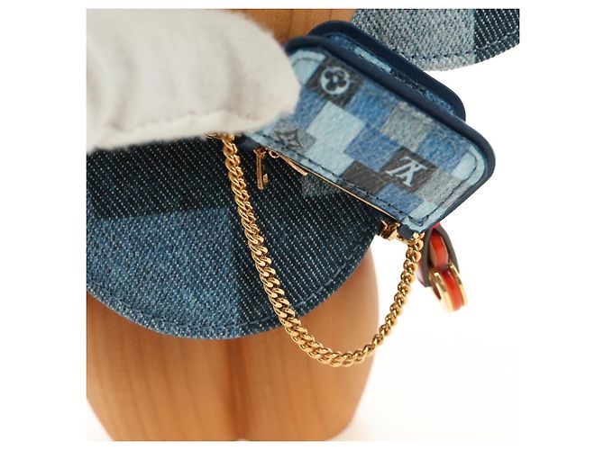 LOUIS VUITTON Monogram Denim Patchwork Vivienne Doll Blue GI0463 Auth 189263SM Bleu - vue 17
