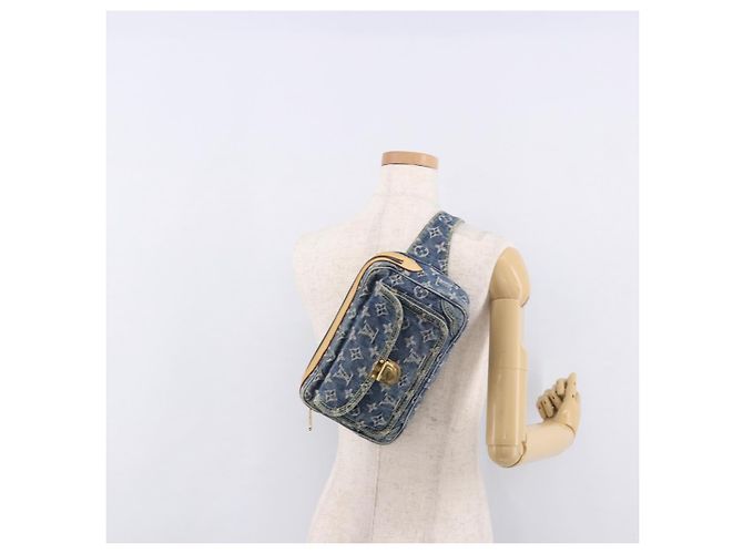 LOUIS VUITTON Monogram Denim Bum Bag Body Bag Blue M95347 LV Auth 189722SAV - vista 24