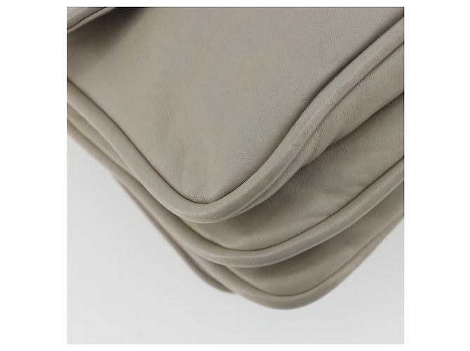 Borsa a Spalla con Catena Miu Miu in Pelle Grigio Oro Auth BA13736V Marrone D'oro - vista 16