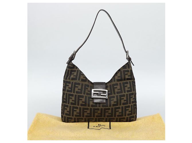FENDI Zucca Canvas Mamma Baguette Shoulder Bag Black Brown Auth 189740V Marrone Nero - vista 12