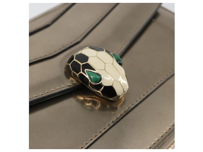 Bulgari Borsa a Spalla BVLGARI Serpenti in Pelle Oro Auth 189741A D'oro - vista 19