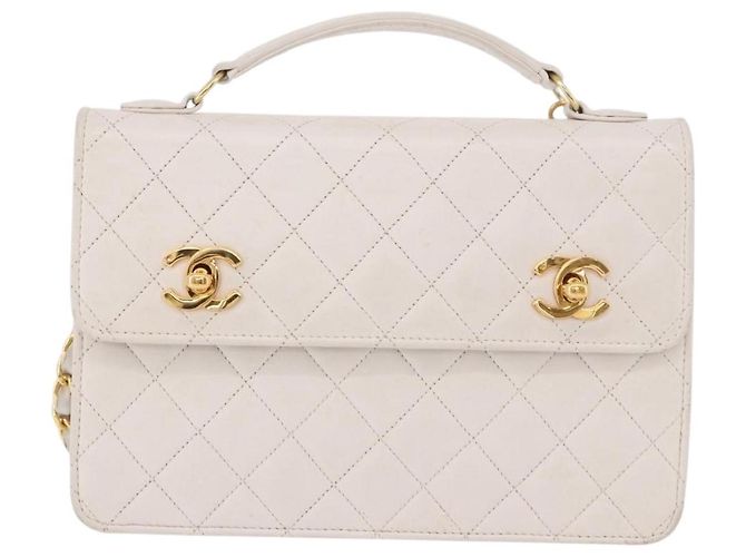 CHANEL Borsa a Catena Matelassé Double Turn Lock in Pelle di Agnello Bianca CC Auth 190079SAV Bianco D'oro - vista 13