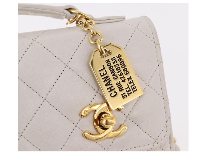CHANEL Borsa a Catena Matelassé Double Turn Lock in Pelle di Agnello Bianca CC Auth 190079SAV Bianco D'oro - vista 23