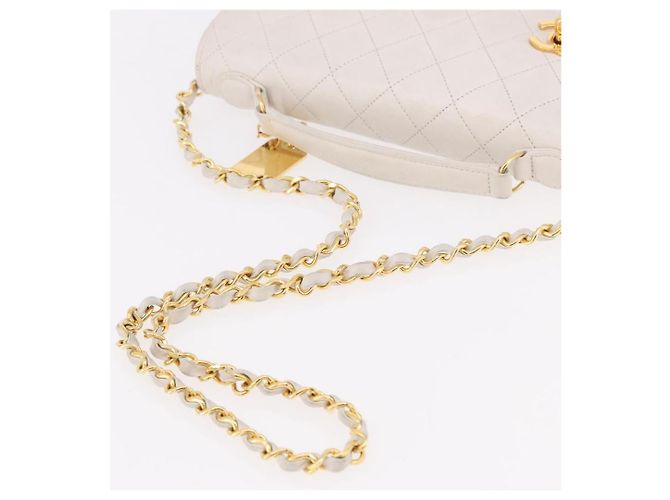 CHANEL Borsa a Catena Matelassé Double Turn Lock in Pelle di Agnello Bianca CC Auth 190079SAV Bianco D'oro - vista 7