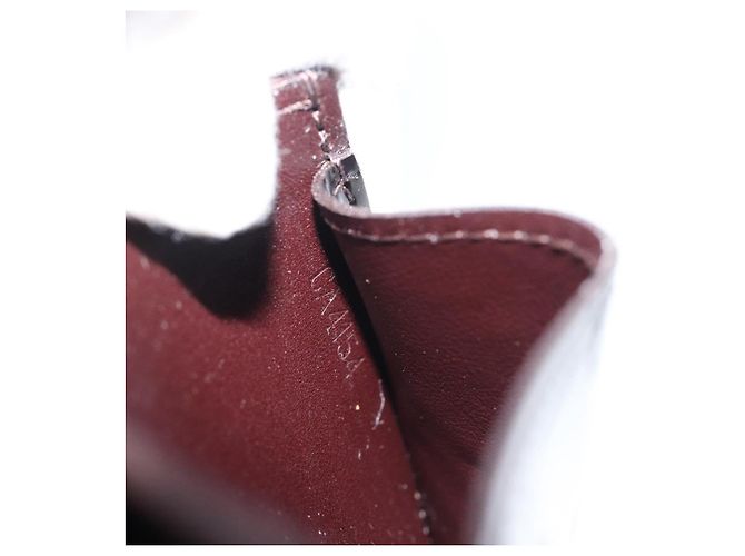 LOUIS VUITTON Vernis Anvelop Cult De Vuitto Case Amarante M91409 Auth 188631 Burdeos - vista 12