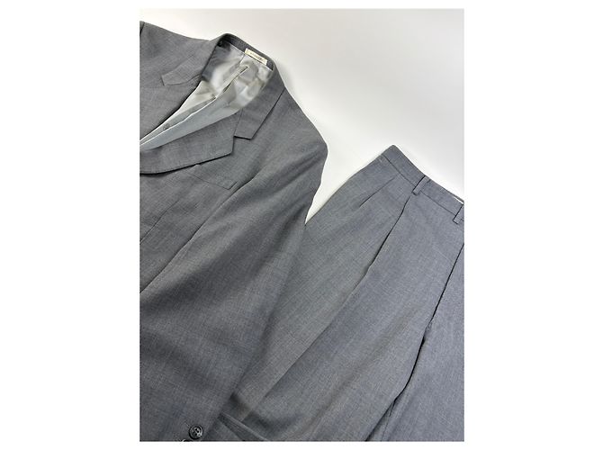 Vintage Givenchy Herrenwollanzug Grau Schwarze Knöpfe L - Ansicht 2