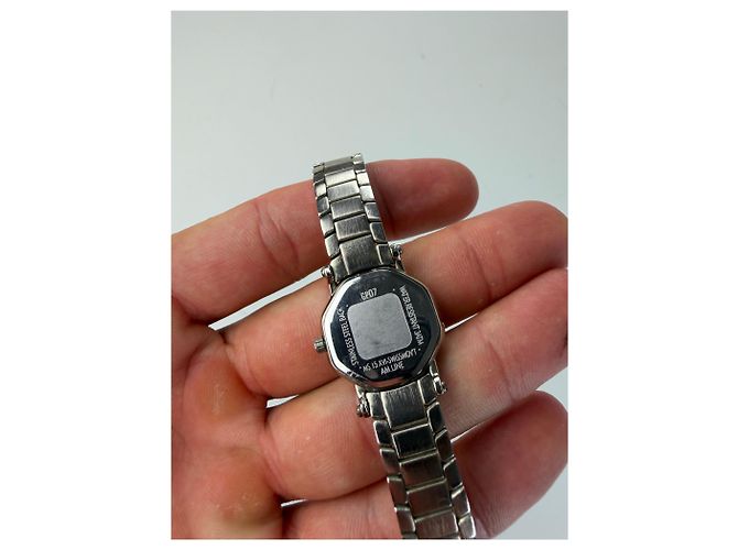 Vintage Givenchy Armbanduhr aus Edelstahl Silber Weiß - Ansicht 7