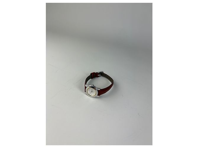 Vintage Courreges Armbanduhr mit Lederarmband Rot Grau Silber - Ansicht 10