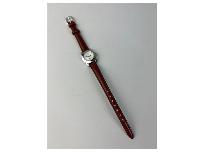 Vintage Courreges Armbanduhr mit Lederarmband Rot Grau Silber - Ansicht 11