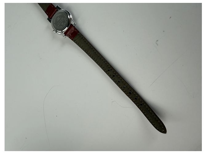Vintage Courreges Armbanduhr mit Lederarmband Rot Grau Silber - Ansicht 8