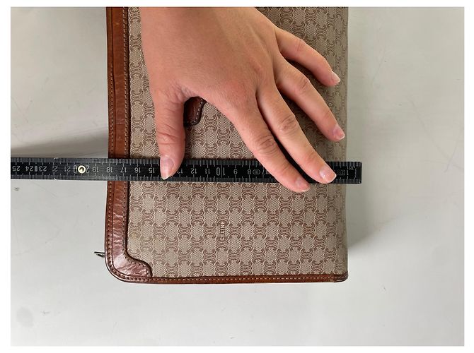Céline Clutch Vintage Celine in Tela Beige Marrone - vista 11