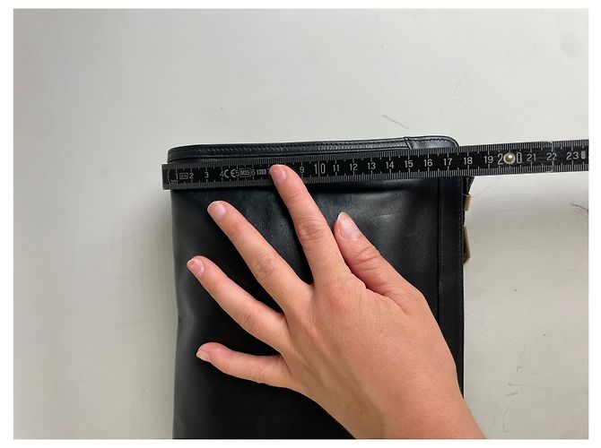 Clutch Vintage Givenchy in pelle liscia nera e oro Nero - vista 11