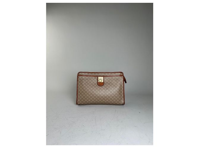 Céline Clutch Vintage Celine Monogram Canvas Beige Tan Oro - vista 12