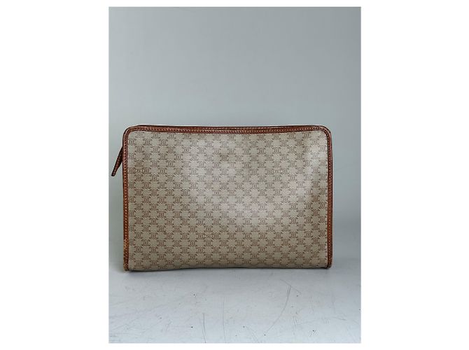 Céline Clutch Vintage Celine Monogram Canvas Beige Tan Oro - vista 2