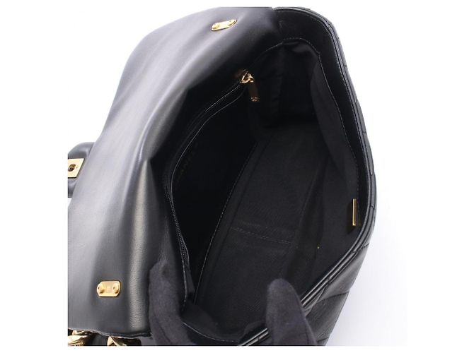 Borsa a tracolla Chanel Matelassé in pelle di agnello nera Nero - vista 3