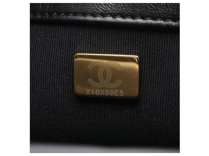 Borsa a tracolla Chanel Matelassé in pelle di agnello nera Nero - vista 5