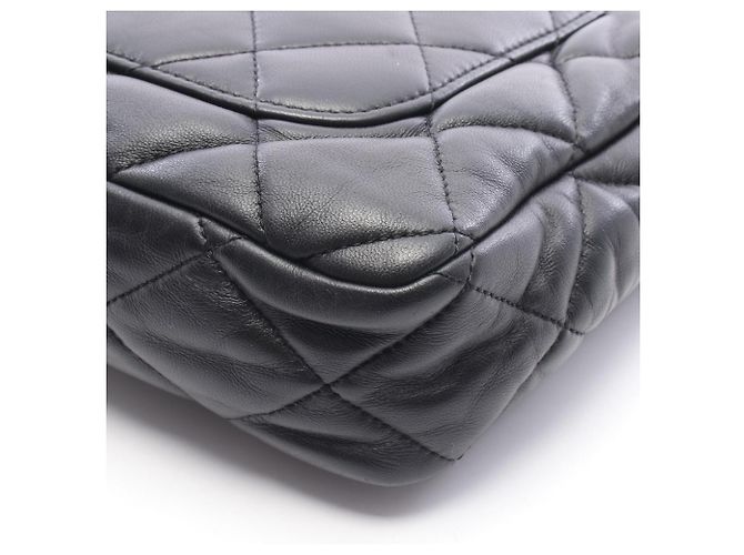Borsa a tracolla Chanel Matelassé in pelle di agnello nera Nero - vista 8