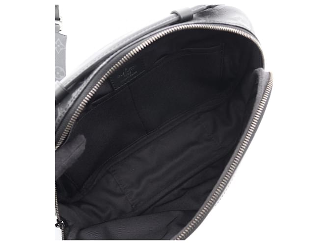 Marsupio Louis Vuitton Monogram Eclipse Nero Monogramma - vista 3