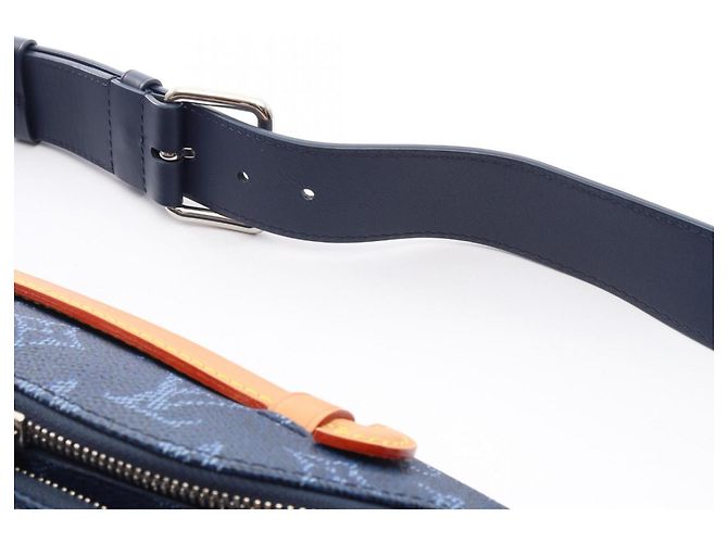 Pochete Louis Vuitton Rush Bumbag Azul Azul marinho - vista 6