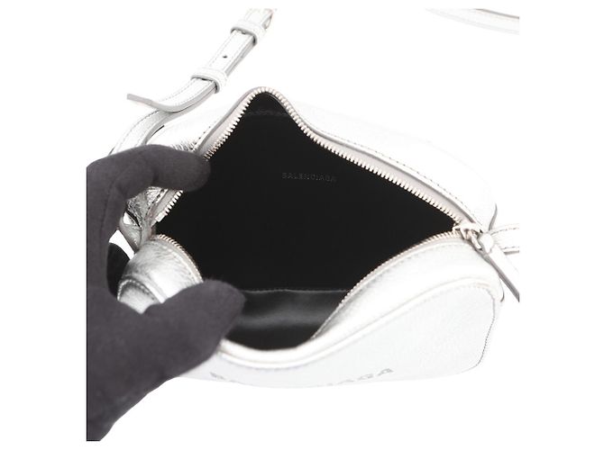 Everyday Borsa a tracolla in pelle Balenciaga XS Argento - vista 5