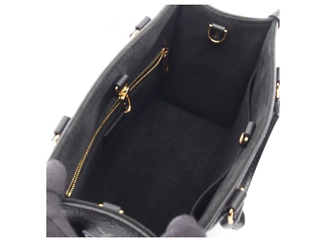 Borsa 2 Way Louis Vuitton OnTheGo PM in pelle Monogram Empreinte Nero - vista 3
