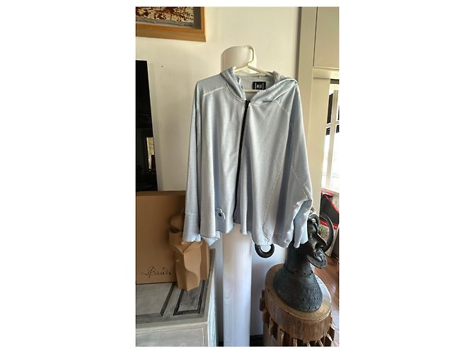 Munthe Plus Simonsen PLU Hellblauer Kapuzenpullover mit Reißverschluss - Ansicht 2