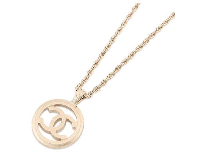 Collar Chanel Coco Mark Círculo de Falsa Perla Dorado - vista 3