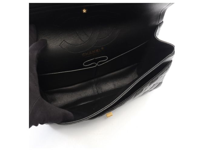 Borsa a tracolla Chanel 2.55 Matelassé V-stitch Double Flap Nero - vista 3