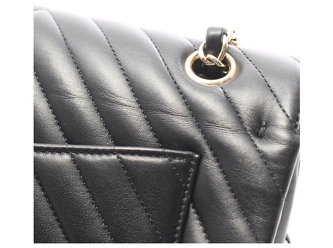 Borsa a tracolla Chanel Chevron V-stitch Double Flap Nero - vista 9