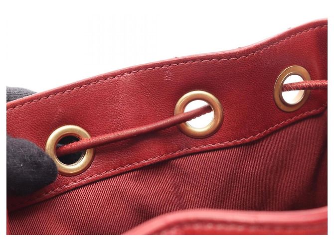 Borsa a secchiello Chanel Chevron V-Stitch con coulisse Rosso - vista 7