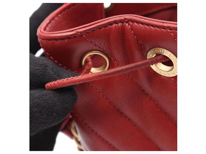 Borsa a secchiello Chanel Chevron V-Stitch con coulisse Rosso - vista 9