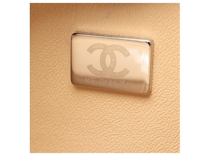 Borsa a tracolla Chanel Matelassé Double Flap Beige - vista 5