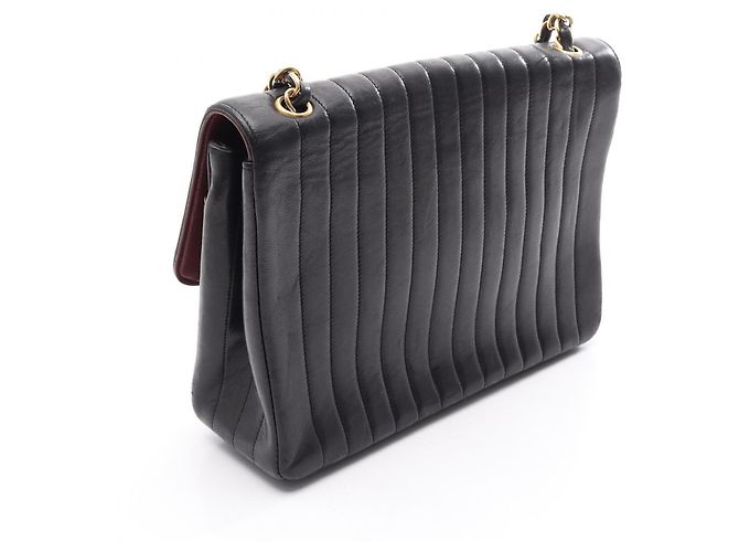 Borsa a tracolla Chanel Mademoiselle in pelle di agnello nera Nero - vista 2