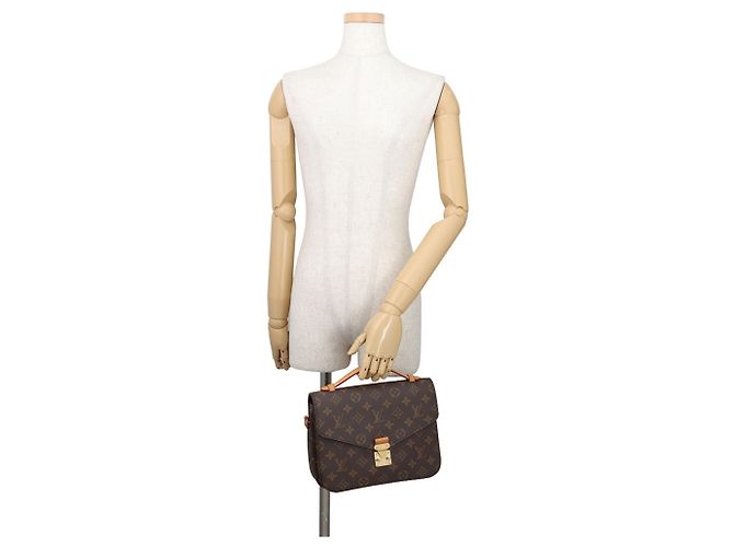 Borsa Louis Vuitton Monogram Pochette Métis MM Marrone - vista 4