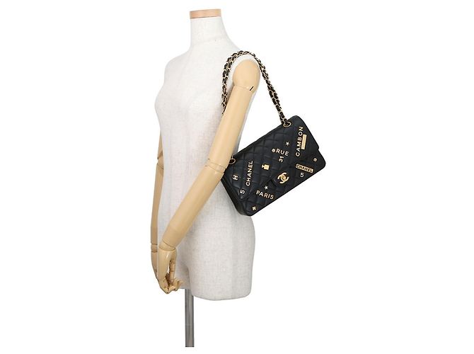 Borsa a tracolla Chanel Matelassé in pelle di agnello nera con catena Nero - vista 4