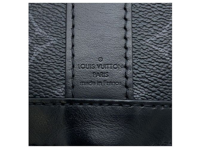 Borsa a Spalla Louis Vuitton Monogram Eclipse Envelope Pouch Nero - vista 15
