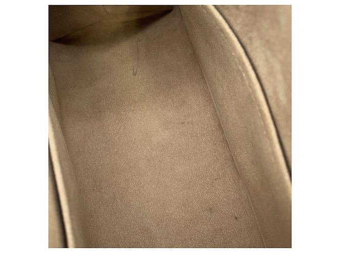 Borsa Louis Vuitton Bicolor Monogram Empreinte Petit Palais PM Grigio Crudo - vista 7