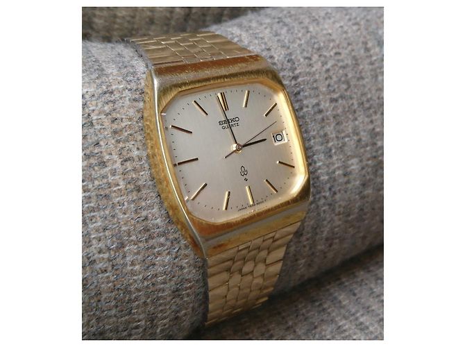 Seiko Emblem Montre Quartz Plaqué Or 7832-5000 Doré - vue 3