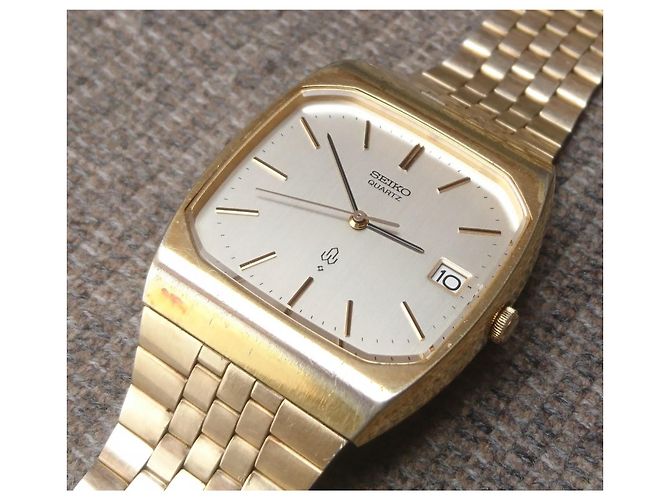 Seiko Emblem Montre Quartz Plaqué Or 7832-5000 Doré - vue 4