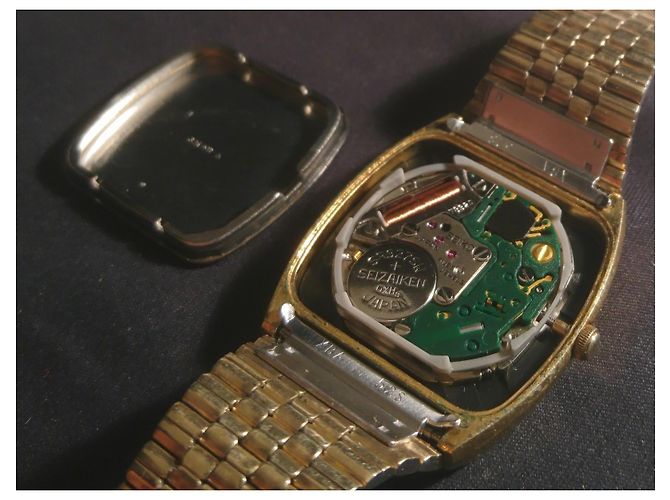 Seiko Emblem Montre Quartz Plaqué Or 7832-5000 Doré - vue 6