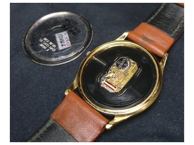 Seiko Lassale 2F50-0700 Relógio de Quartzo Dourado - vista 4